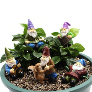 5-PIECE GARDEN ELF FLOWER INSERT