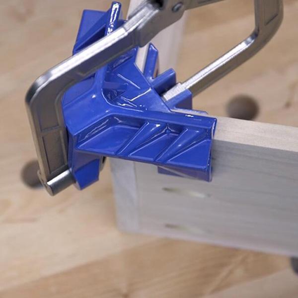 90 Degree Angle Carpenter's Clamp