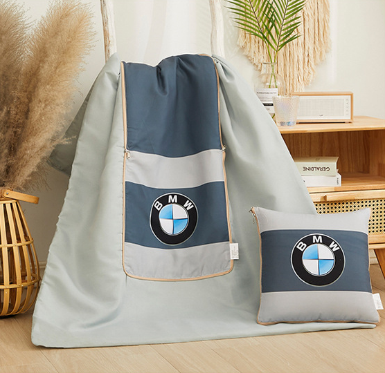 Car 2 in 1 pillow quilt